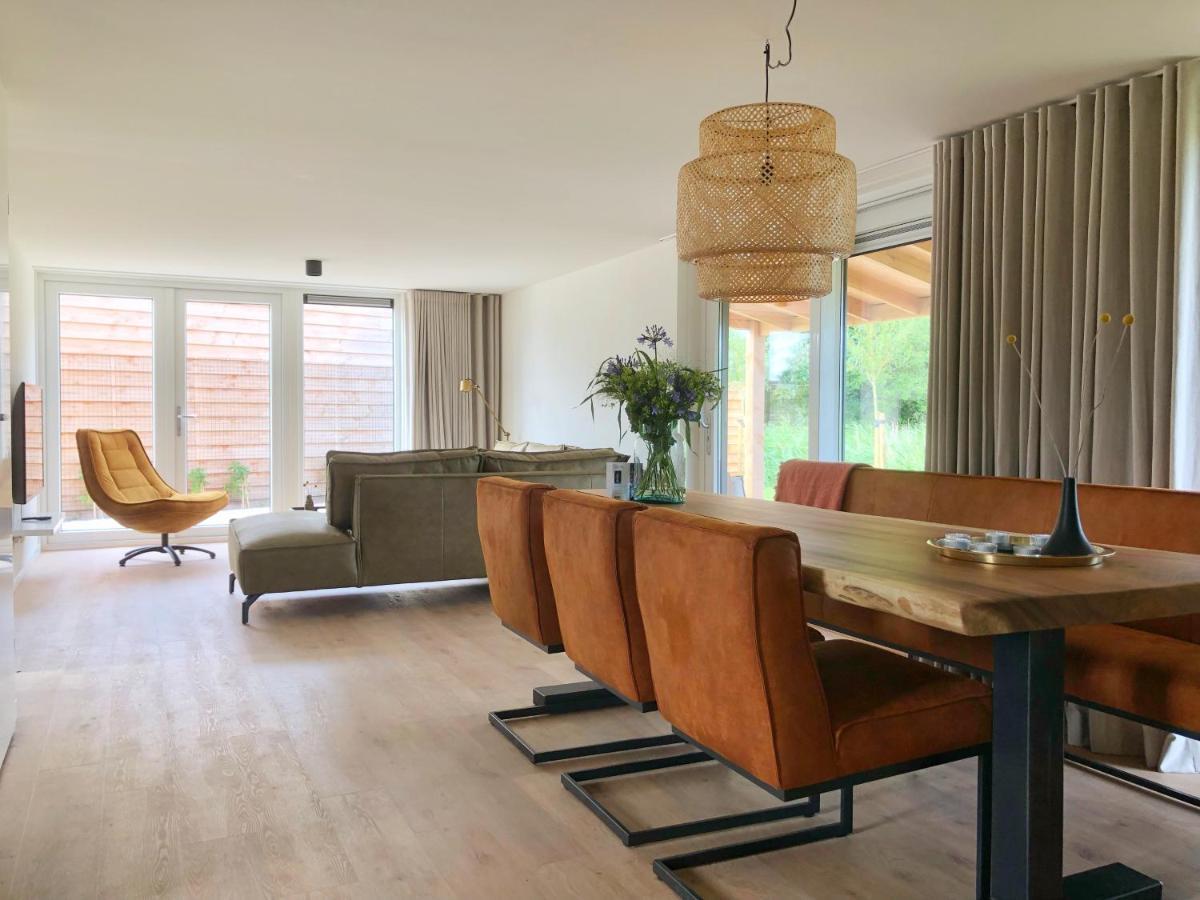 Bungalow 82 Op Recreatiepark De Wielen Синт Мартен Екстериор снимка