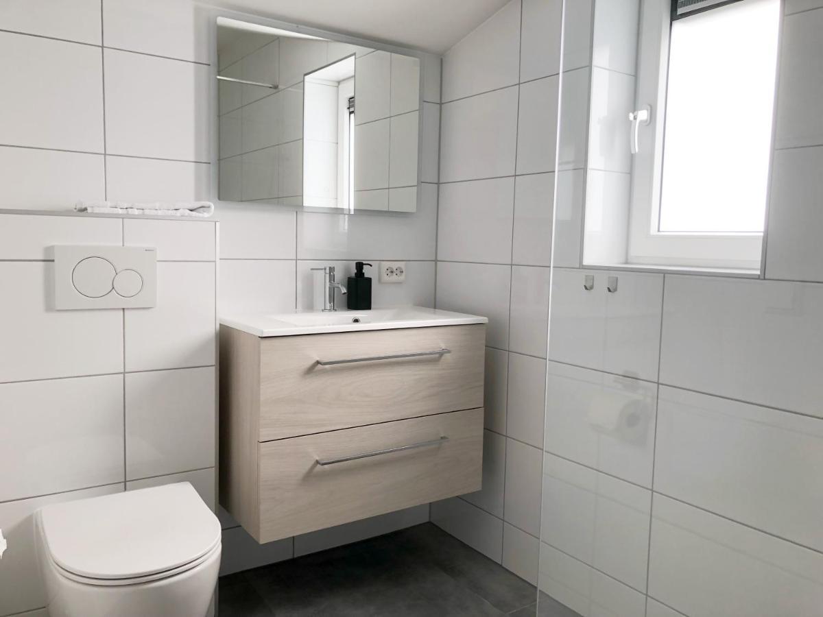 Bungalow 82 Op Recreatiepark De Wielen Синт Мартен Екстериор снимка