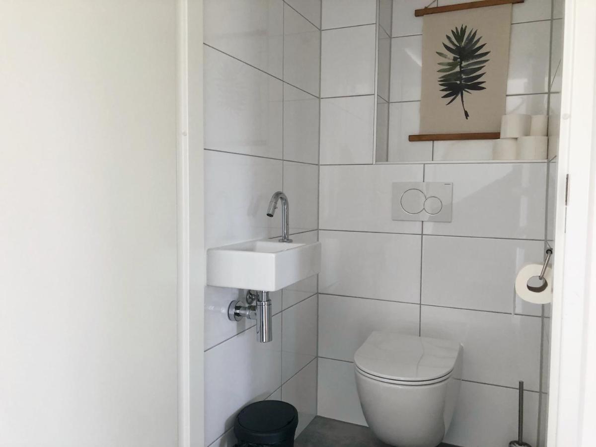 Bungalow 82 Op Recreatiepark De Wielen Синт Мартен Екстериор снимка