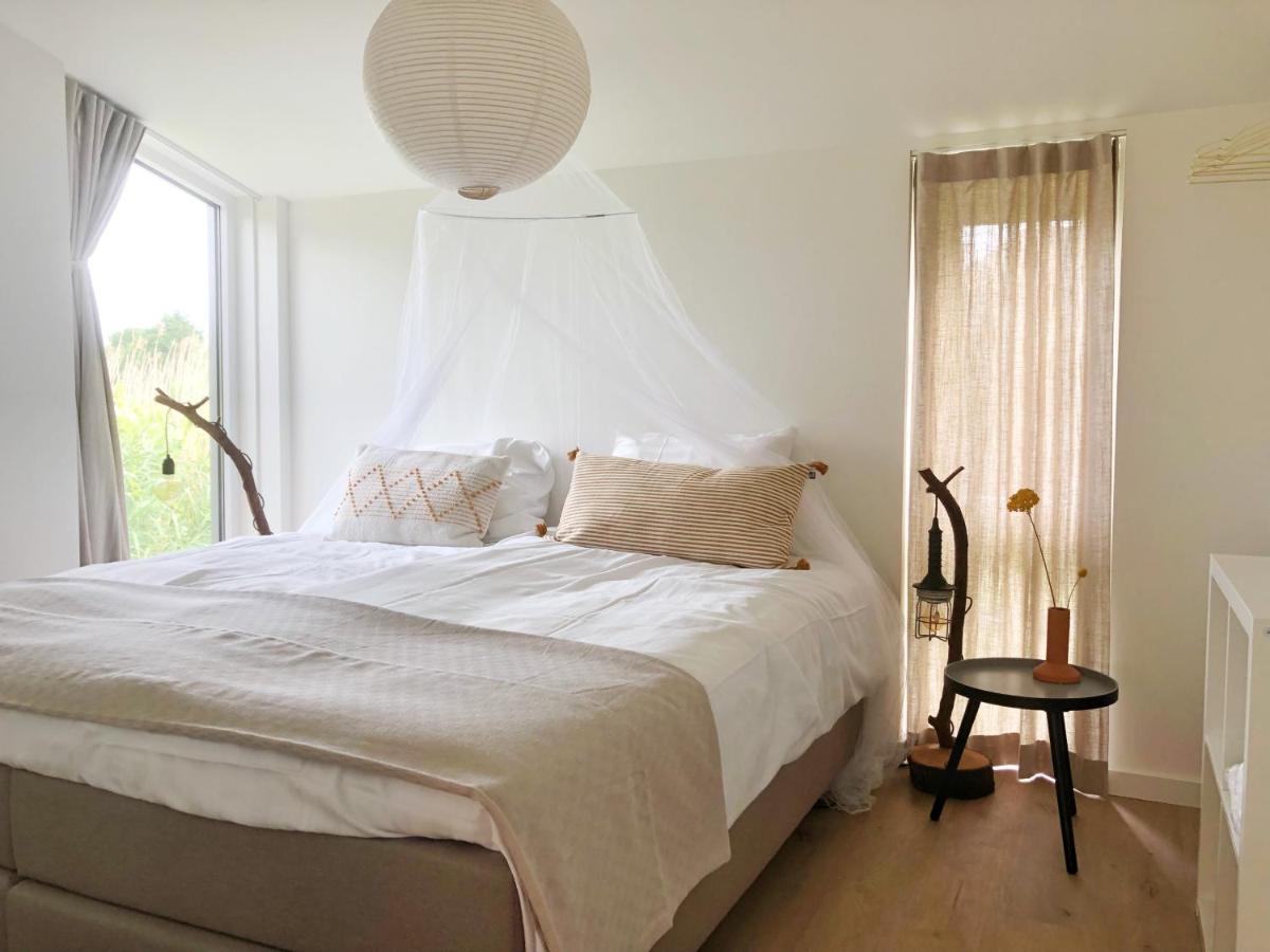 Bungalow 82 Op Recreatiepark De Wielen Синт Мартен Екстериор снимка