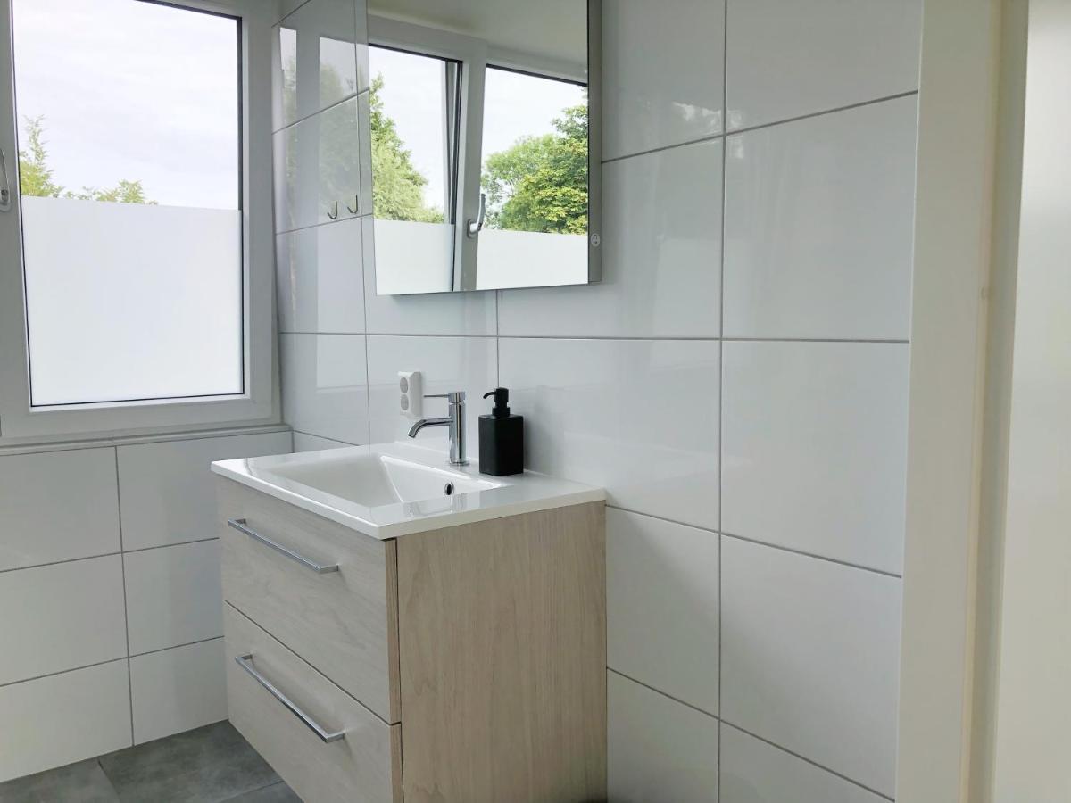 Bungalow 82 Op Recreatiepark De Wielen Синт Мартен Екстериор снимка